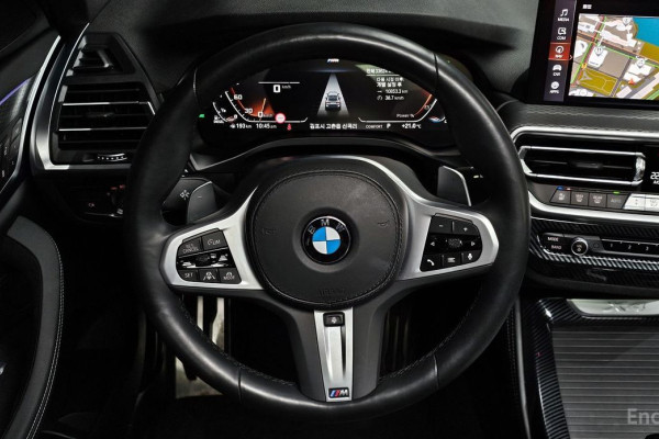 2023 BMW X4 с пробегом 33 624 км