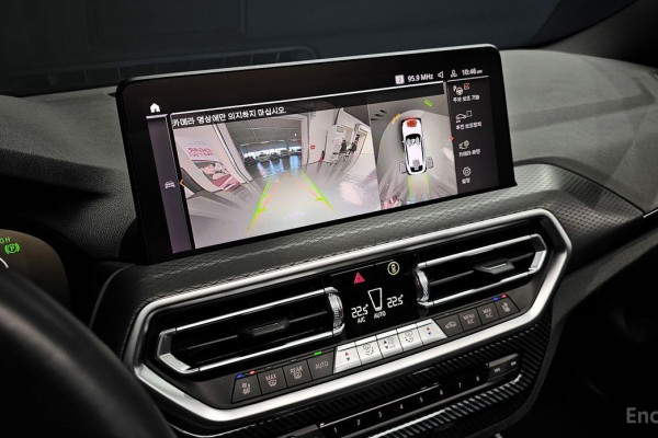 2023 BMW X4 с пробегом 33 624 км