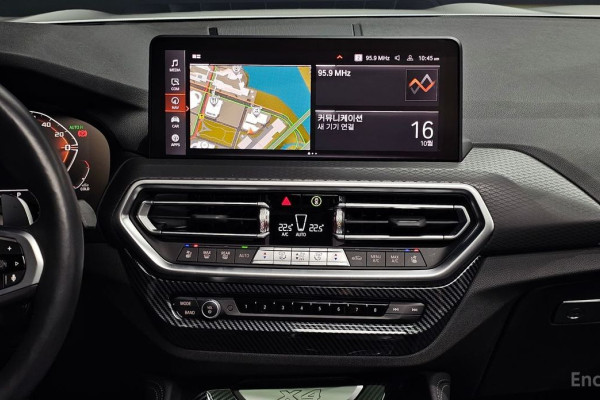 2023 BMW X4 с пробегом 33 624 км