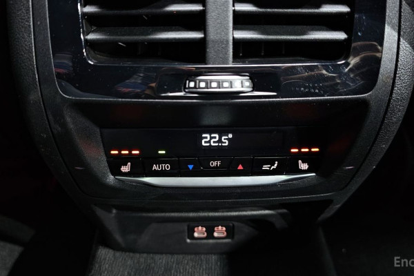 2023 BMW X4 с пробегом 33 624 км