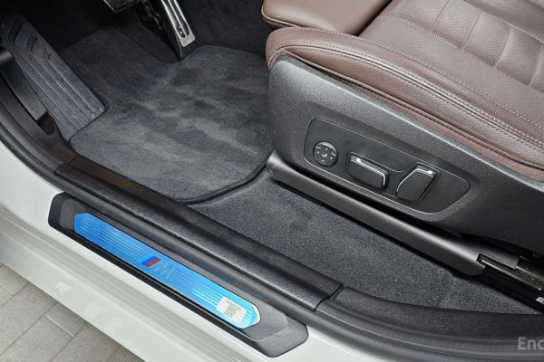 2025 BMW X4 с пробегом 4 509 км