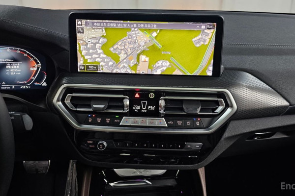 2025 BMW X4 с пробегом 4 509 км