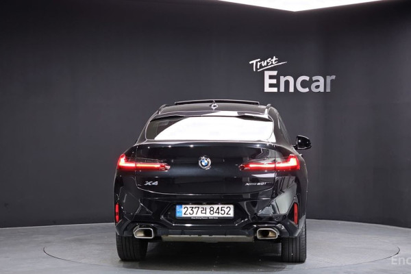 2023 BMW X4 с пробегом 43 245 км