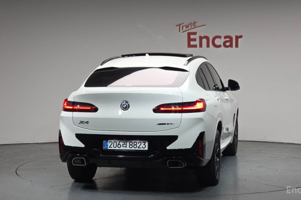 2024 BMW X4 с пробегом 27 634 км