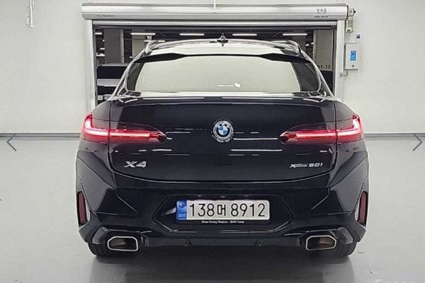 2023 BMW X4 с пробегом 54 179 км