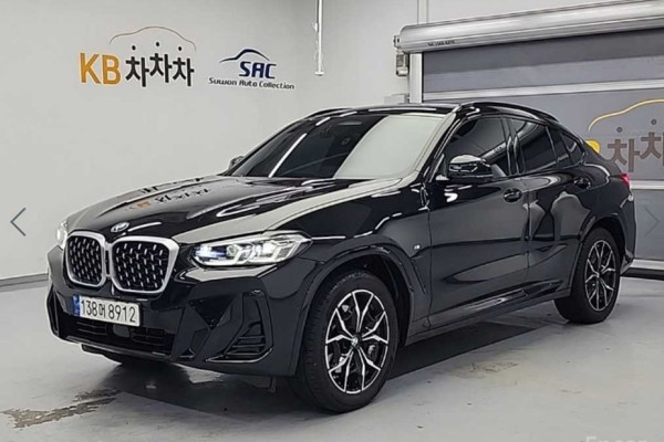 2023 BMW X4 с пробегом 54 179 км