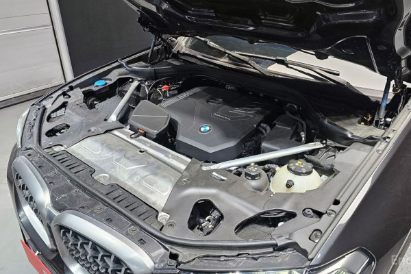 2024 BMW X4 с пробегом 17 687 км