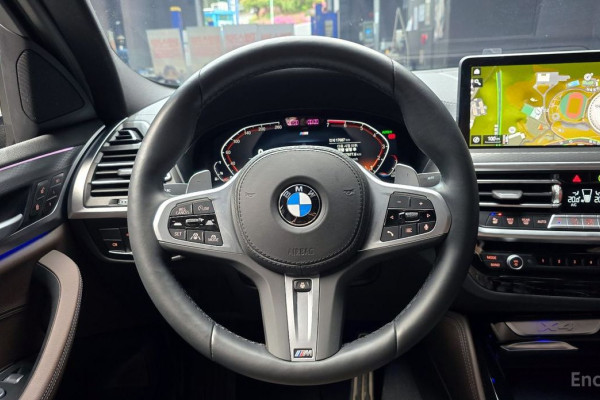 2024 BMW X4 с пробегом 17 687 км