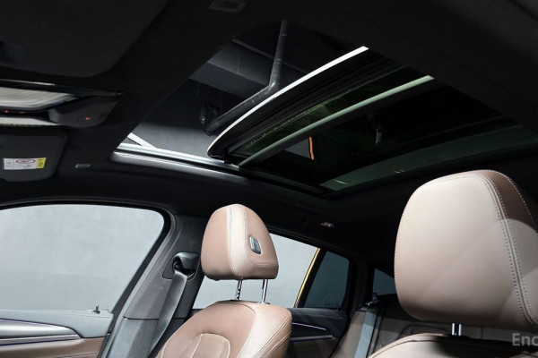 2024 BMW X4 с пробегом 17 687 км