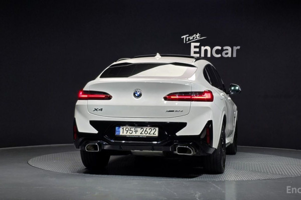 2023 BMW X4 с пробегом 64 306 км