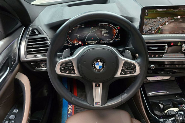 2023 BMW X4 с пробегом 64 306 км