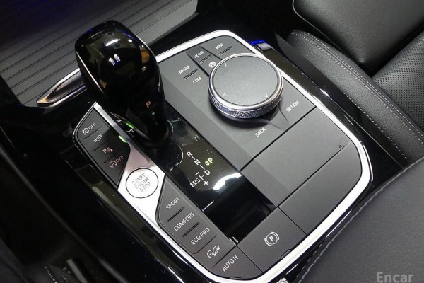 2024 BMW X4 с пробегом 27 000 км