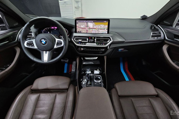 2025 BMW X4 с пробегом 17 727 км
