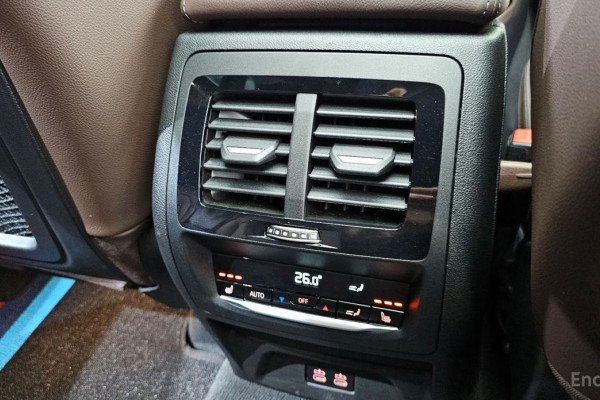 2025 BMW X4 с пробегом 17 727 км