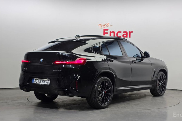 2025 BMW X4 с пробегом 11 178 км