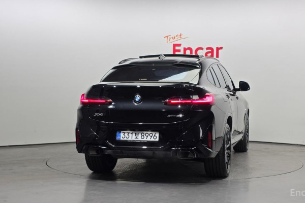 2025 BMW X4 с пробегом 11 178 км