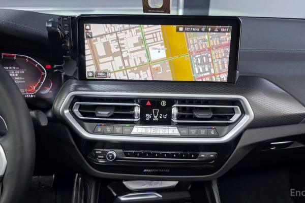 2025 BMW X4 с пробегом 11 178 км