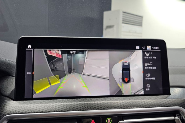 2023 BMW X4 с пробегом 52 586 км