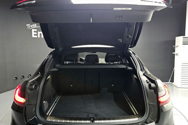 2023 BMW X4 с пробегом 52 586 км