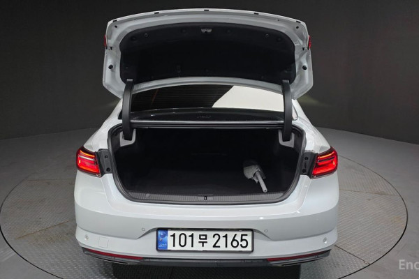 2022 Renault Samsung SM6 с пробегом 47 855 км