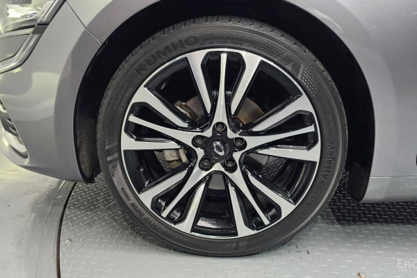 2021 Renault Samsung SM6 с пробегом 46 355 км