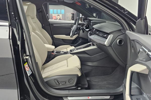 2023 Audi A3 с пробегом 19 136 км