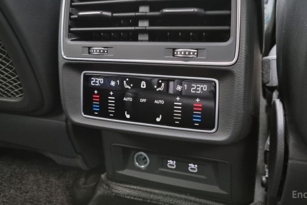 2021 Audi Q7 с пробегом 77 951 км