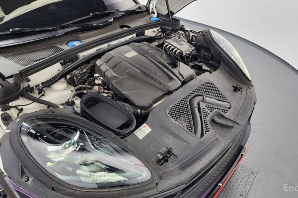 2020 Porsche Macan с пробегом 57 559 км