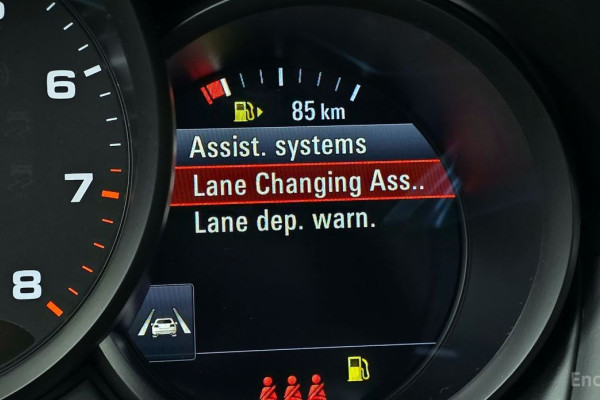 2021 Porsche Macan с пробегом 22 910 км