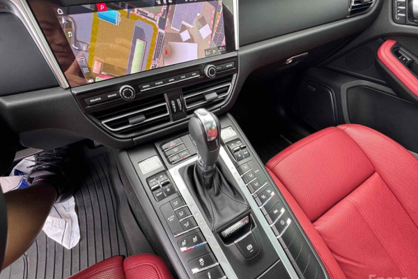 2021 Porsche Macan с пробегом 68 000 км