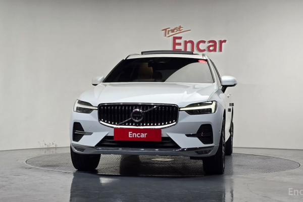 2022 Volvo XC60 с пробегом 50 983 км