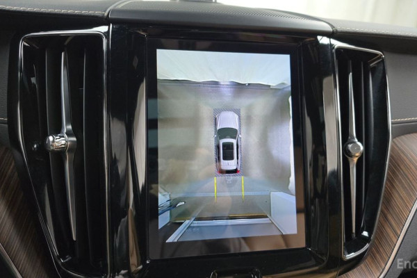 2021 Volvo XC60 с пробегом 91 843 км