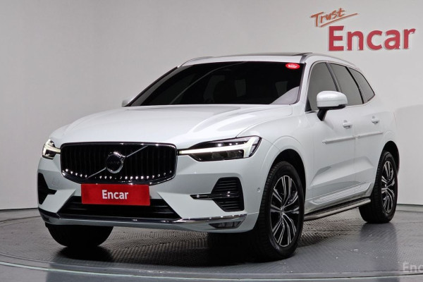 2022 Volvo XC60 с пробегом 28 907 км