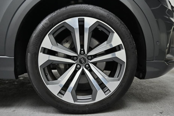 2023 Audi Q8 с пробегом 13 953 км