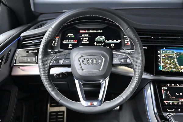 2023 Audi Q8 с пробегом 17 540 км