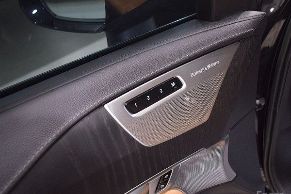 2022 Volvo XC90 с пробегом 66 039 км