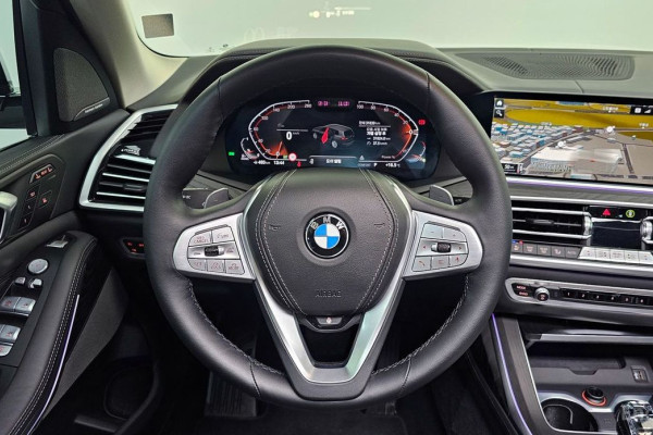 2022 BMW X7 с пробегом 31 839 км