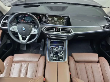 2022 BMW X7 с пробегом 19 604 км