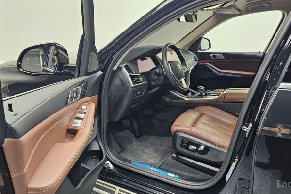 2022 BMW X7 с пробегом 19 604 км