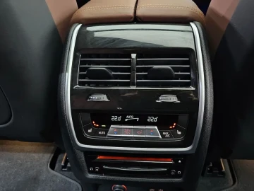 2022 BMW X7 с пробегом 19 604 км