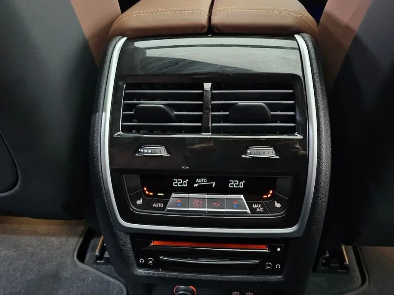 2022 BMW X7 с пробегом 19 604 км