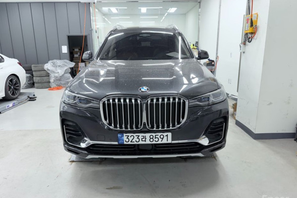 2022 BMW X7 с пробегом 57 933 км