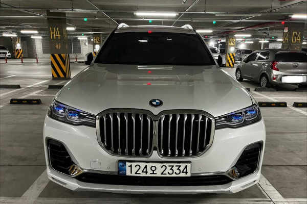 2022 BMW X7 с пробегом 136 000 км