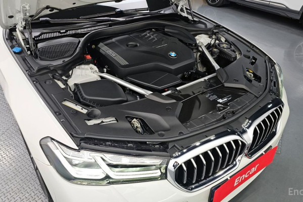 2020 BMW 5 серии с пробегом 66 396 км