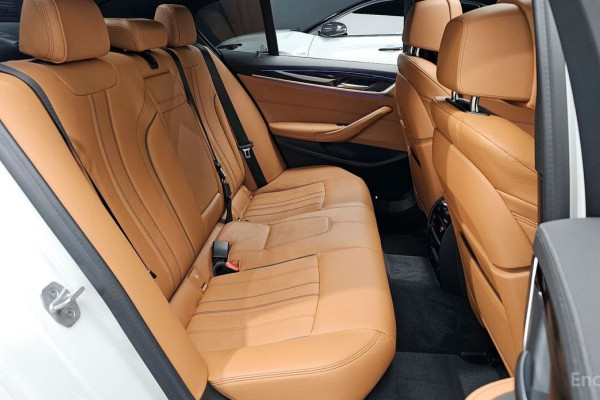 2020 BMW 5 серии с пробегом 66 396 км