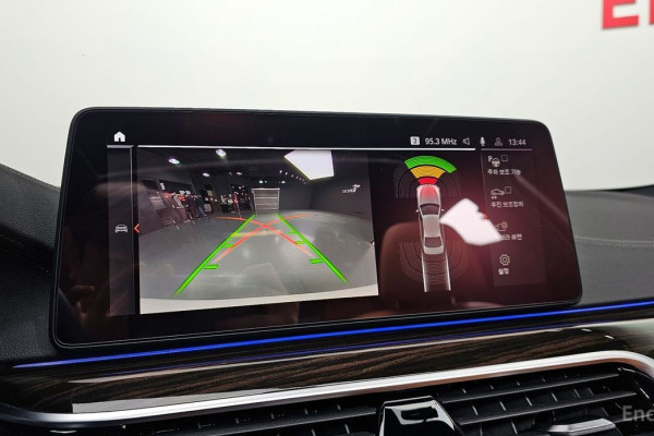 2020 BMW 5 серии с пробегом 66 396 км