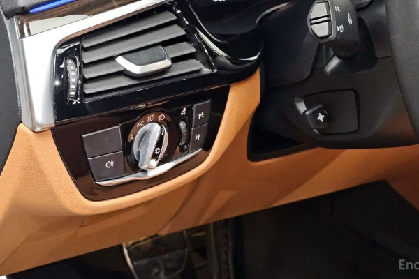 2020 BMW 5 серии с пробегом 66 396 км