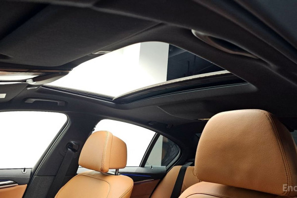 2020 BMW 5 серии с пробегом 66 396 км