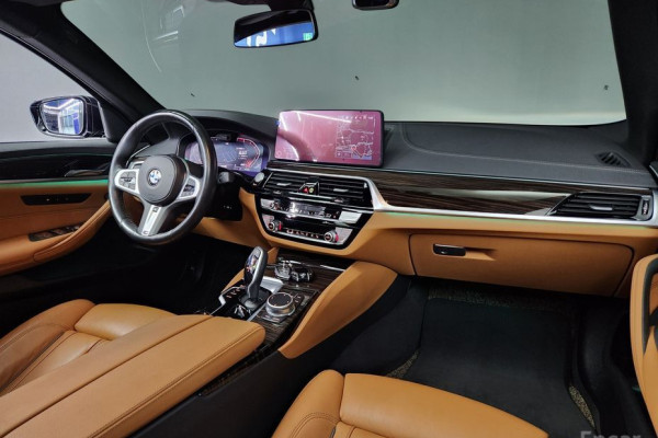 2020 BMW 5 серии с пробегом 79 800 км