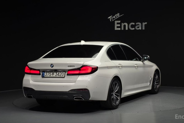 2020 BMW 5 серии с пробегом 64 486 км